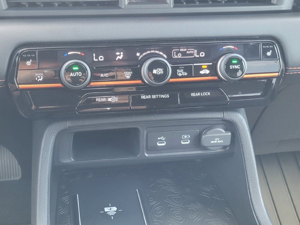Certified 2026 Honda Pilot TrailSport image 23