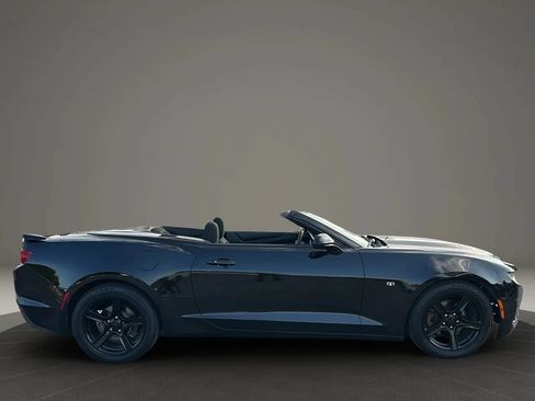 Used 2019 Chevrolet Camaro LT RWD image 12