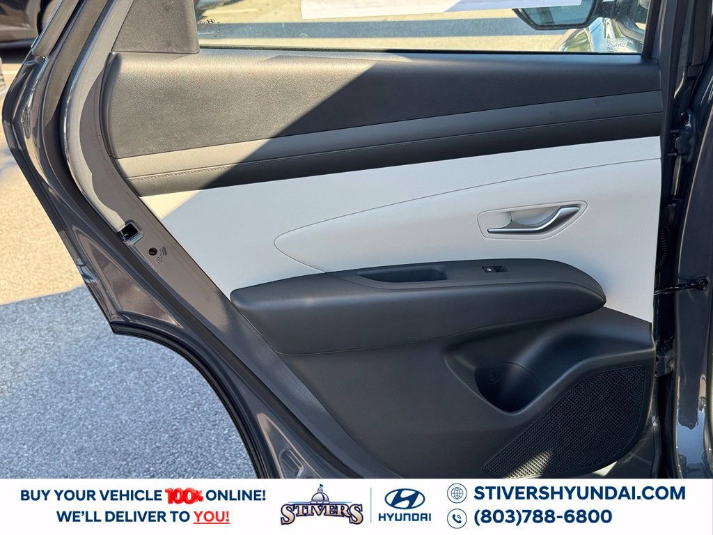 New 2026 Hyundai Tucson SE w/ Tow & Go Package FWD image 19