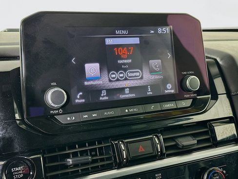 Certified 2025 Nissan Pathfinder SV image 22