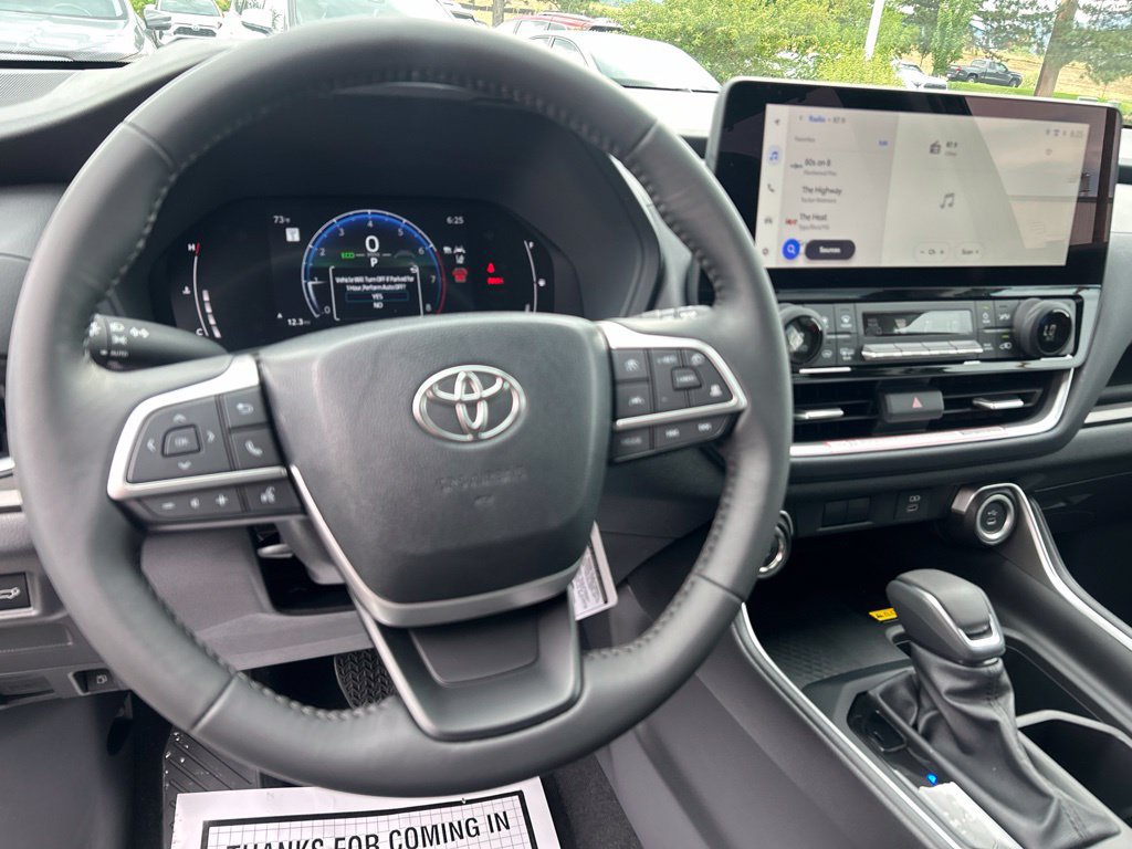 Used 2026 Toyota Grand Highlander FWD image 26