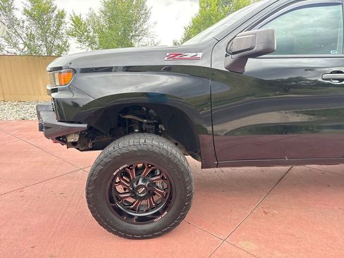 Used 2019 Chevrolet Silverado 1500 Custom Trail Boss w/ Custom Convenience Package AWD/4WD image 32