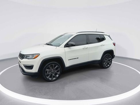 Used 2021 Jeep Compass Latitude image 4