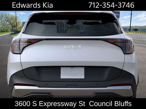 New 2026 Kia Sportage EX FWD image 15