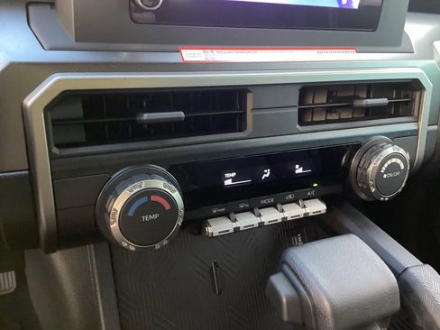 Used 2026 Toyota 4Runner SR5 image 16