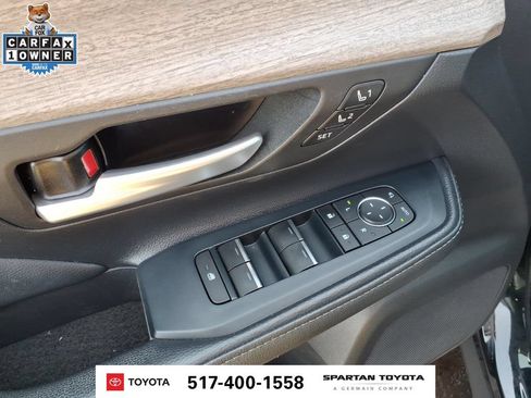 Used 2024 Toyota Grand Highlander AWD Hybrid image 16