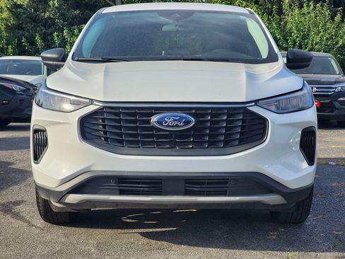 Used 2026 Ford Escape Active w/ Cold Weather Package AWD/4WD image 2