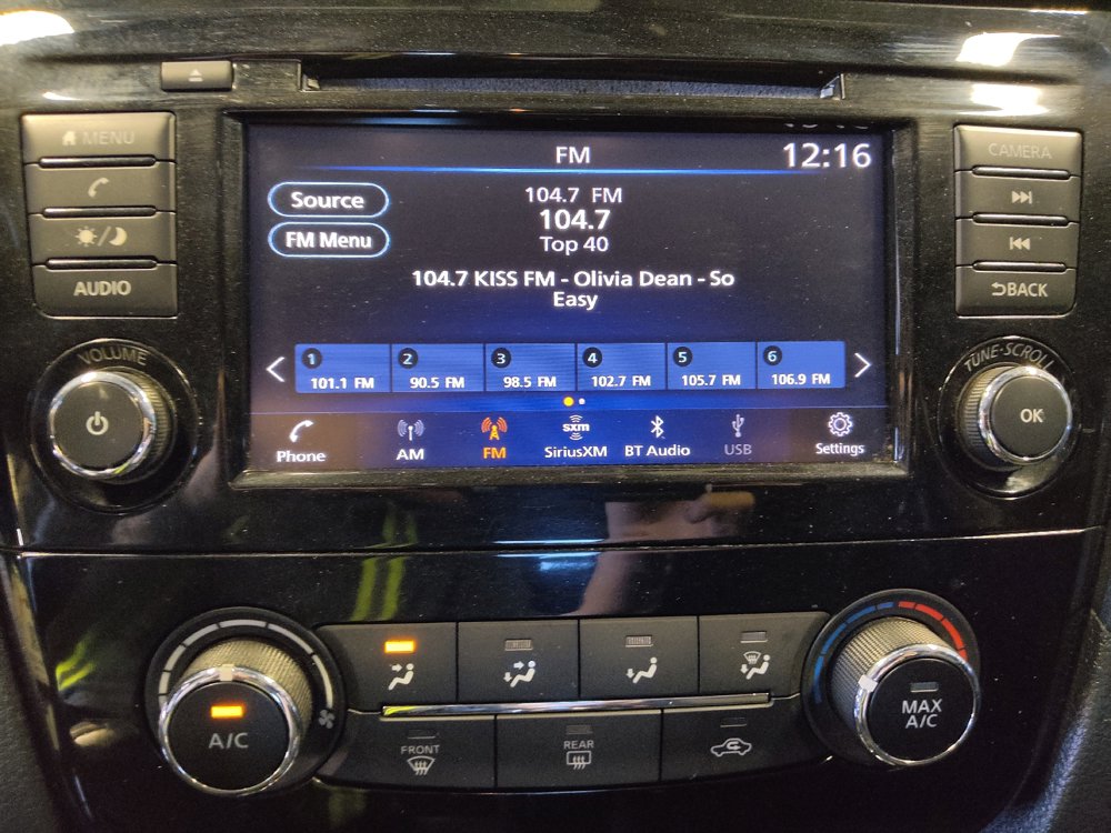 Used 2019 Nissan Rogue S w/ Special Edition Package AWD/4WD image 25