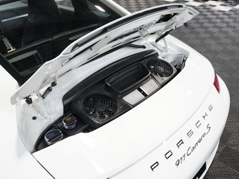 Used 2014 Porsche 911 Carrera S image 42