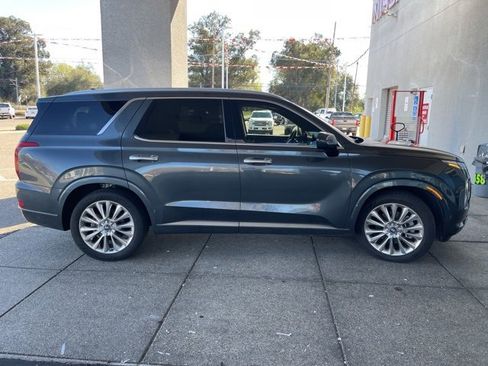 Used 2020 Hyundai Palisade Limited image 3
