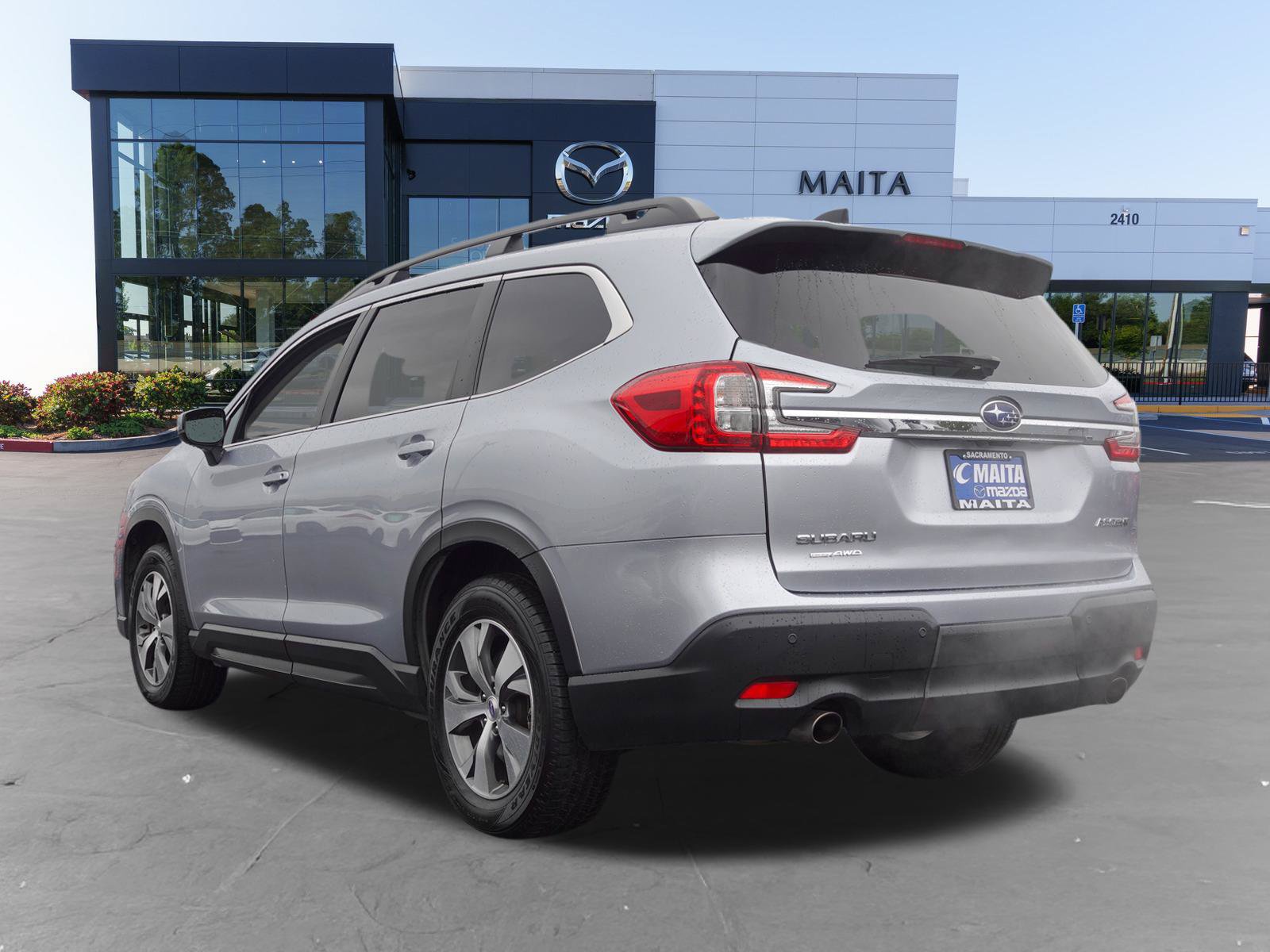 Used 2025 Subaru Ascent Premium AWD/4WD image 5