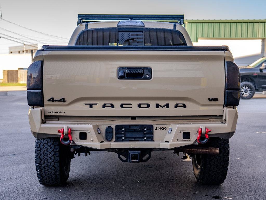 Used 2019 Toyota Tacoma SR5 AWD/4WD image 3