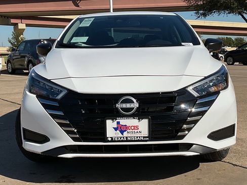 New 2025 Nissan Versa S image 3