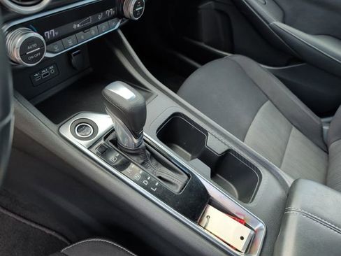 Used 2020 Nissan Sentra SV FWD image 31