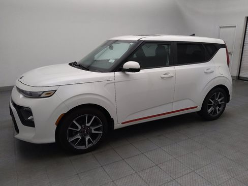 Used 2021 Kia Soul GT-Line FWD image 2