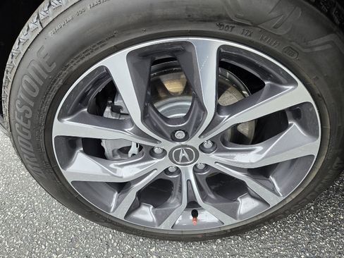 Certified 2024 Acura MDX FWD w/ Technology Package image 10