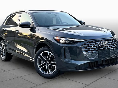 New 2026 Audi Q5 Premium AWD/4WD image 2