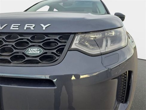 Used 2025 Land Rover Discovery Sport S image 28