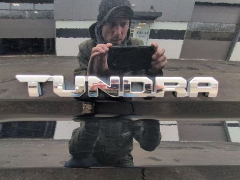 Used 2024 Toyota Tundra SR5 w/ SR5 Premium Package image 31