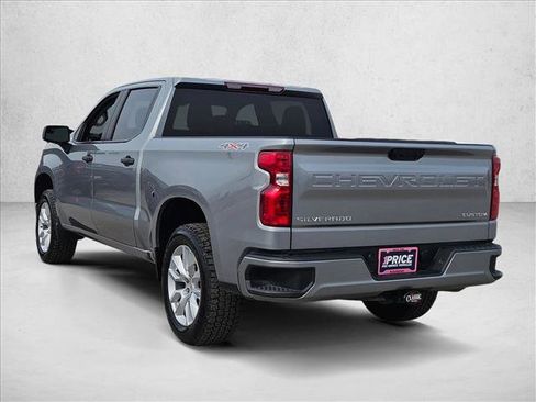 Used 2024 Chevrolet Silverado 1500 Custom image 7