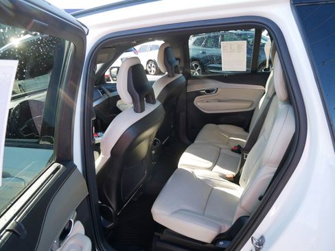 Used 2020 Volvo XC90 T6 R-Design w/ Protection Package Premier image 11