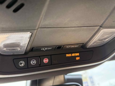 Used 2017 Chevrolet Volt Premier w/ Driver Confidence II Package FWD image 99