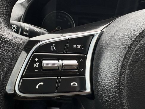 Used 2020 Kia Forte Sedan FWD image 28