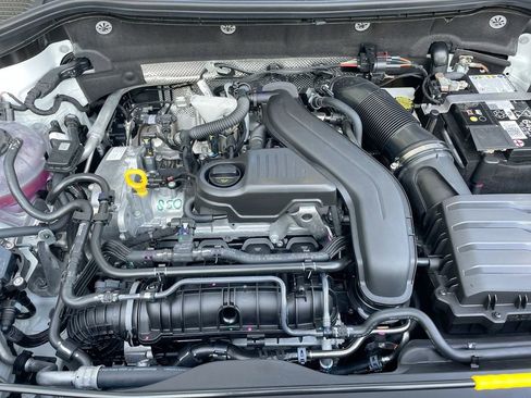 New 2025 Volkswagen Taos S image 49