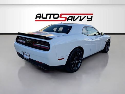 Used 2022 Dodge Challenger R/T Scat Pack RWD image 7
