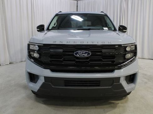 New 2026 Ford Expedition Active AWD/4WD image 36