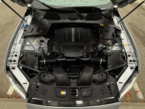 Used 2014 Jaguar XJ L Portfolio image 58