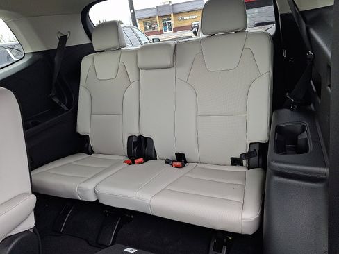 Used 2022 Kia Telluride S image 11