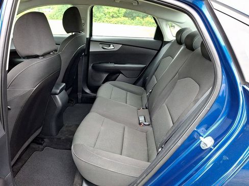 Used 2021 Kia Forte LXS image 11