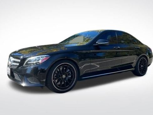 Used 2020 Mercedes-Benz C 300 4MATIC Sedan image 3