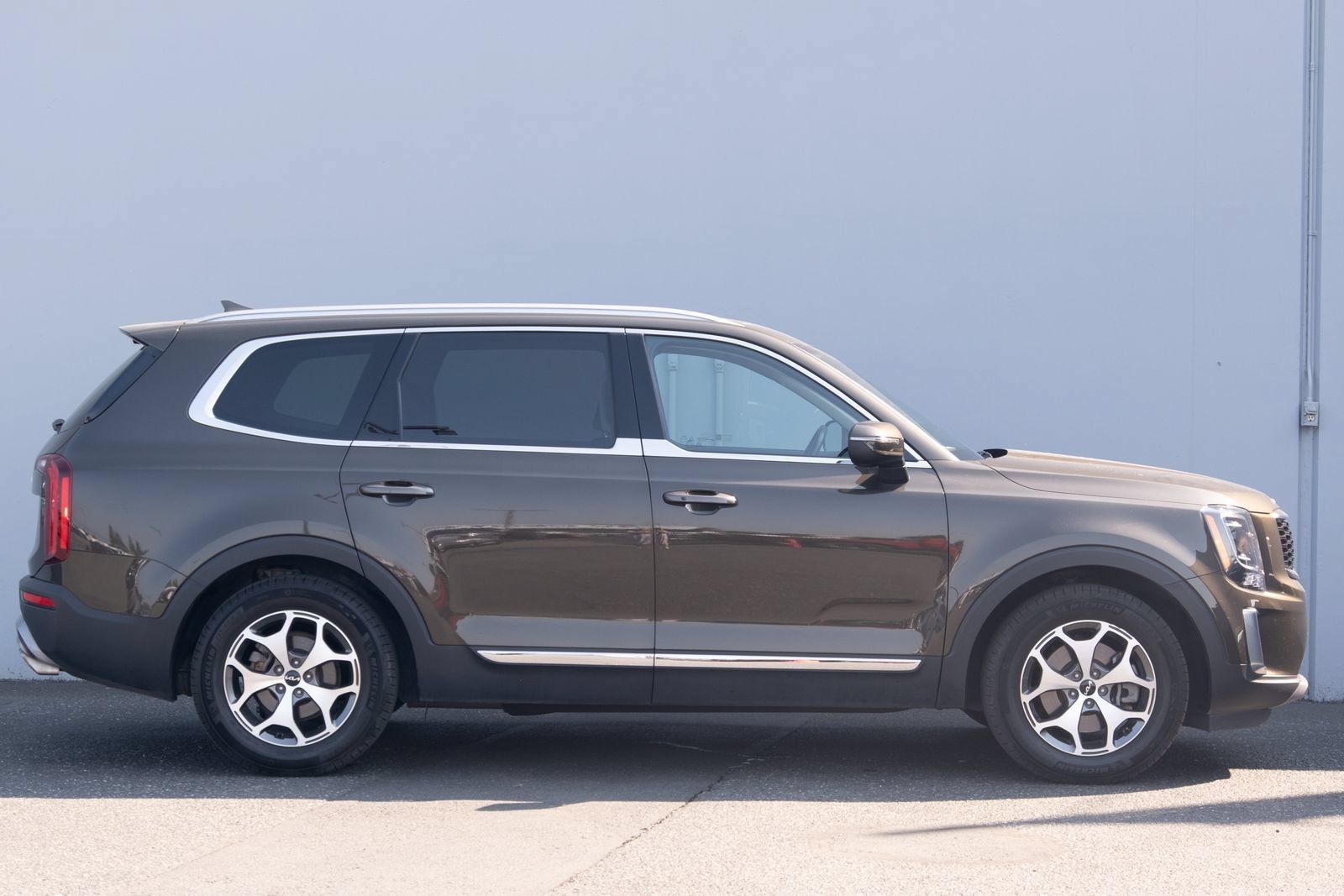 Used 2022 Kia Telluride EX w/ Towing Package AWD/4WD image 33