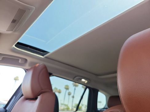Certified 2025 MAZDA CX-50 Meridian Edition AWD/4WD image 19