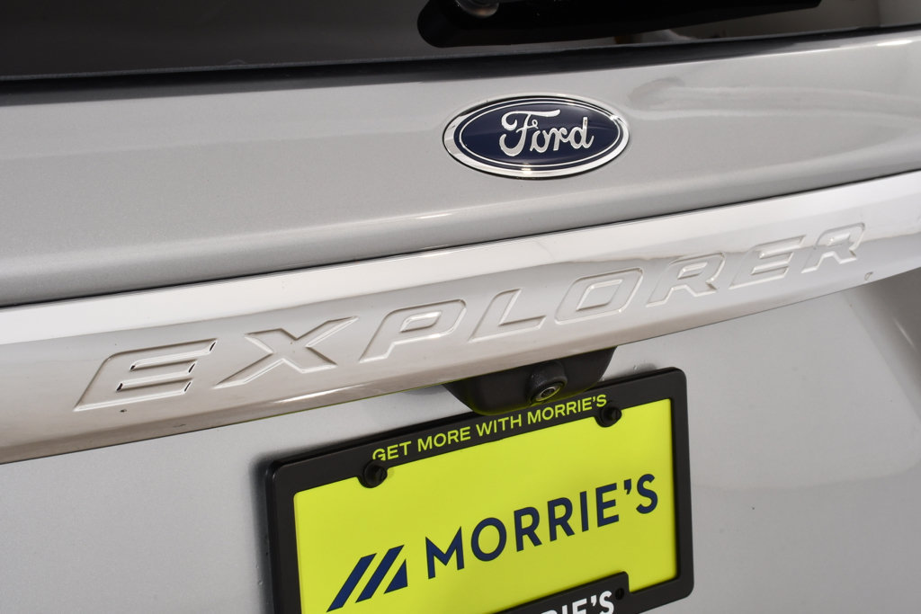 Used 2023 Ford Explorer XLT w/ Equipment Group 202A AWD/4WD image 24