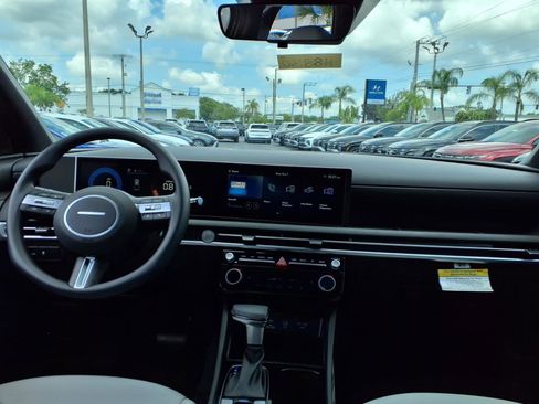 New 2025 Hyundai Santa Cruz SEL image 47