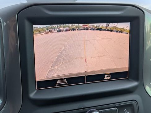 Used 2023 Chevrolet Silverado 1500 Custom AWD/4WD image 17