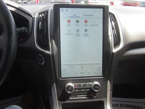 Used 2024 Ford Edge SEL AWD/4WD image 16