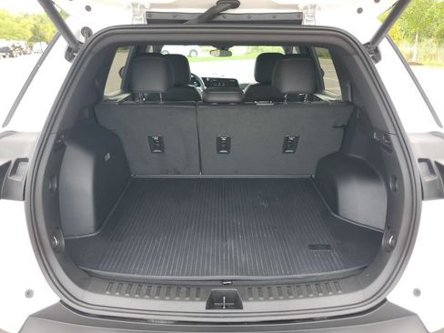 Used 2026 Chevrolet Equinox LT w/ Convenience Package II FWD image 34