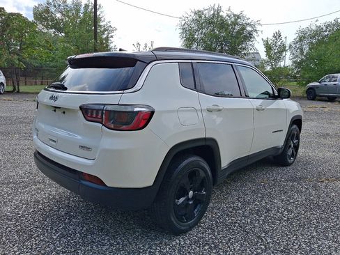 Used 2018 Jeep Compass Latitude w/ Popular Equipment Group image 5
