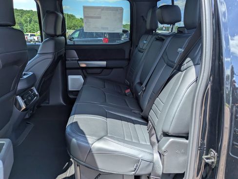 New 2026 Ford F350 Platinum w/ FX4 Off-Road Package AWD/4WD image 11