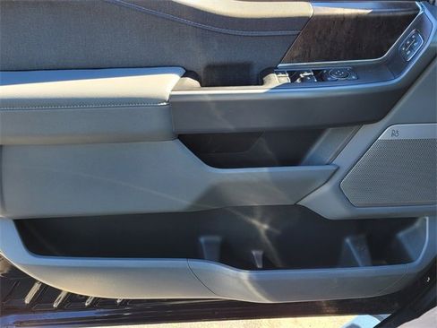 Used 2022 Ford F150 Lariat w/ Equipment Group 501A Mid image 24