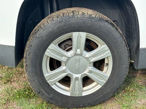 Used 2015 GMC Terrain SLE w/ Convenience Package FWD image 14