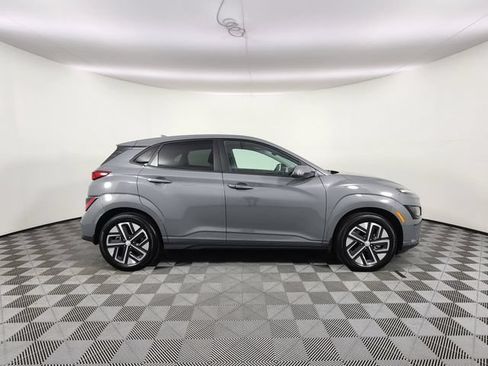 Certified 2023 Hyundai Kona SE FWD image 6