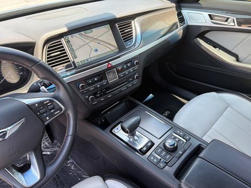 Used 2018 Genesis G80 3.3T Sport RWD image 28