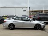 Used 2024 Nissan Altima 2.5 SR image 3