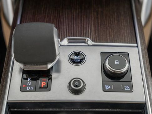 Used 2023 Land Rover Range Rover Long Wheelbase Autobiography image 26