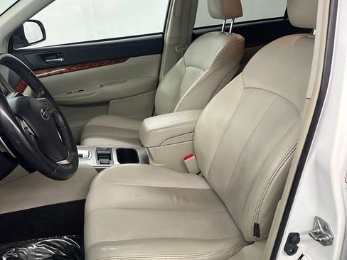 Used 2012 Subaru Outback 2.5i Limited image 12